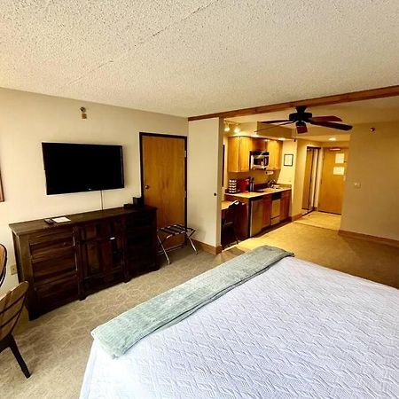 Mt Cb Mountain Side With King Bed, Hot Tub, Pool & Kitchen! Apartment เครสเตดบิวต์ ภายนอก รูปภาพ
